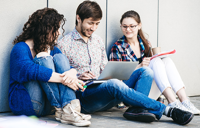 An esteemed institution in Kuwait, Britain International Academy offers technical, creative, and academic courses with international recognition.